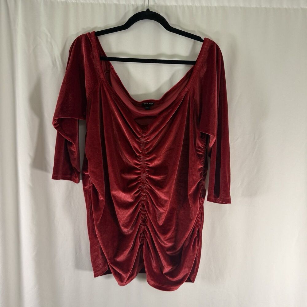 Torrid Plush Velvet Blouse Women's 3 3X Red 3/4 Sleeve Ruched Stretchy